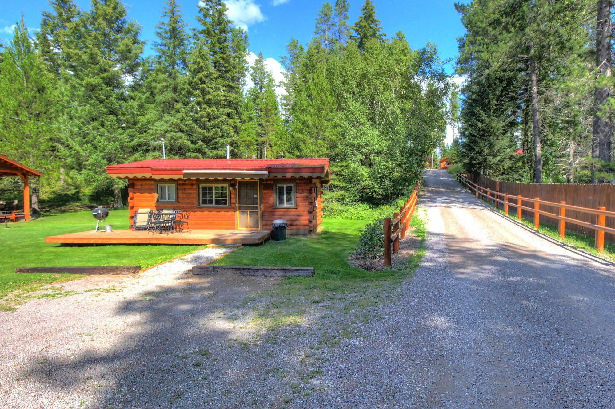 Historic Tamarack Lodge Hungry Horse Exterior foto