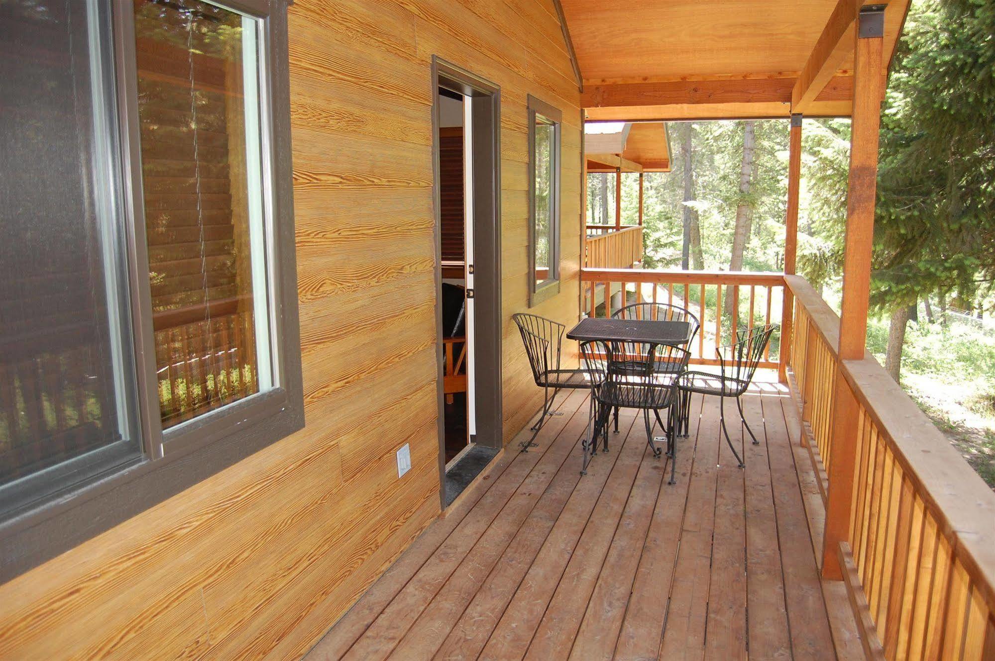 Historic Tamarack Lodge Hungry Horse Exterior foto